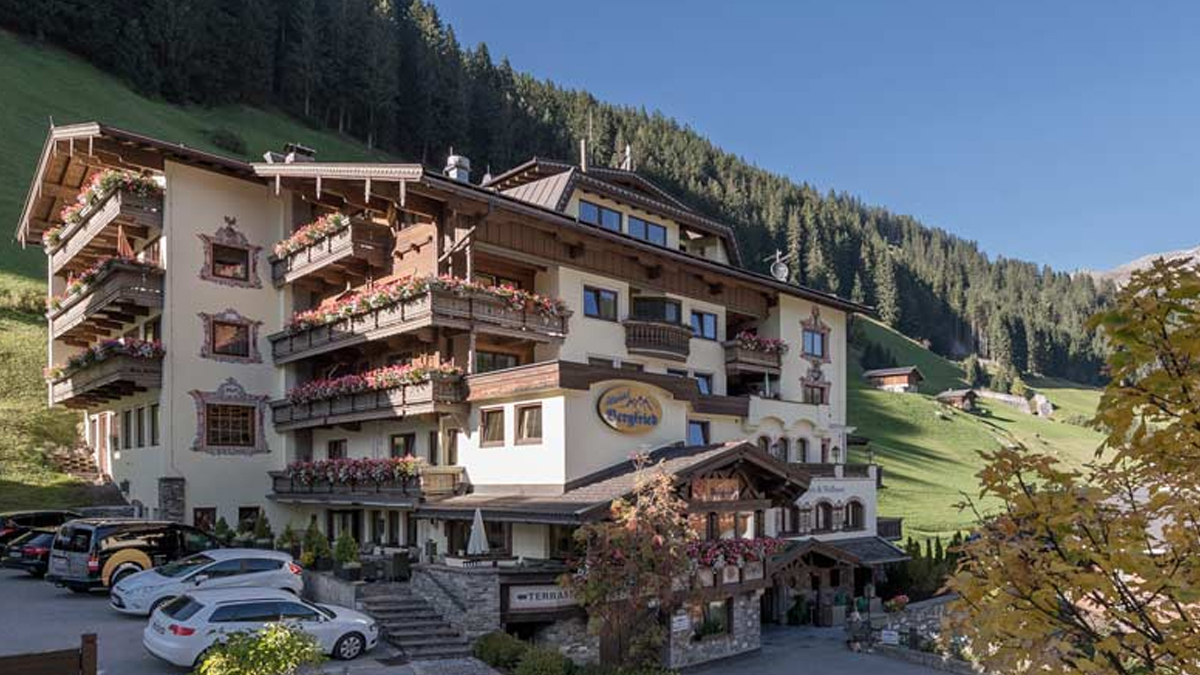 Aktiv- & Wellnesshotel Bergfried**** Superior Aktiv- & Wellnesshotel Bergfried**** Superior